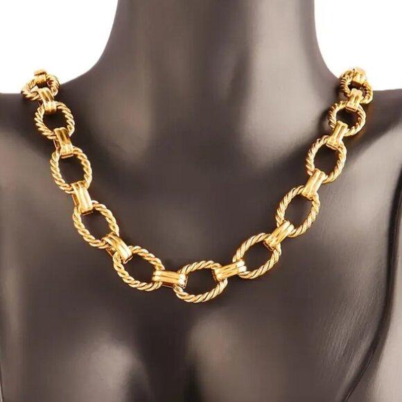 Jewelry - Stainless Steel 18k Gold Plated Luxurious Fashion Necklace